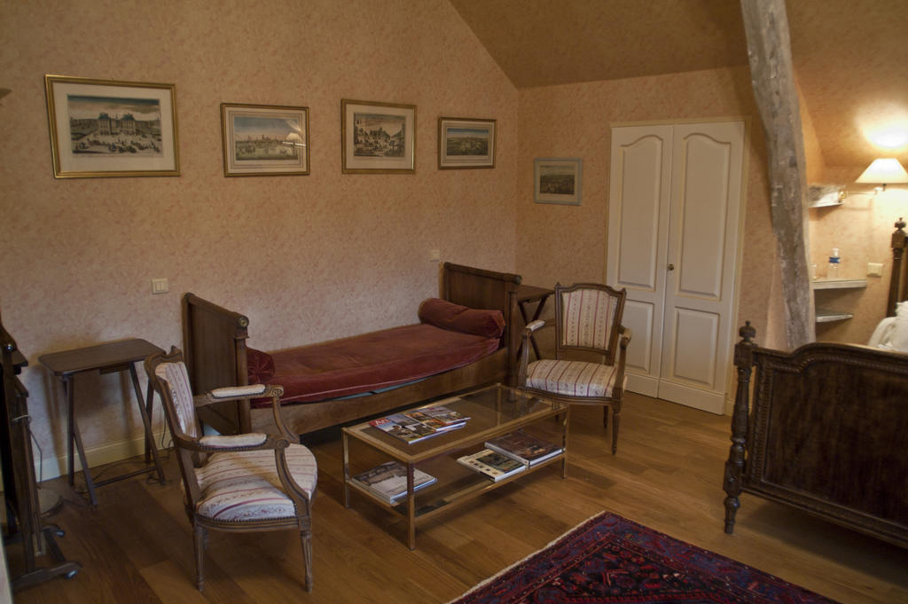 Bed and Breakfast Manoir Du Bois Noblet Louerre Номер фото